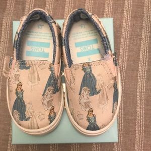 Little Girls Toms